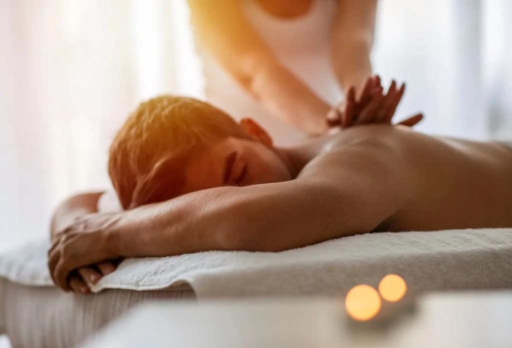 Massage oils and care products in the Bursa Masaj bath